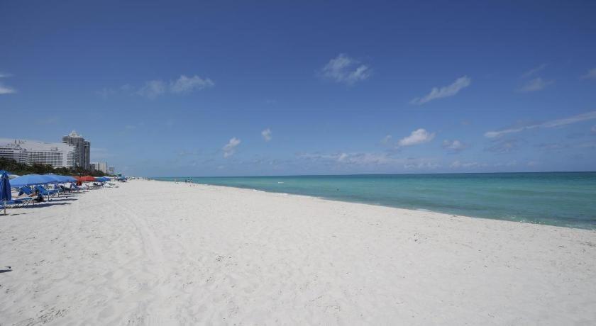 Ocean Spray Hotel Miami Beach Bagian luar foto